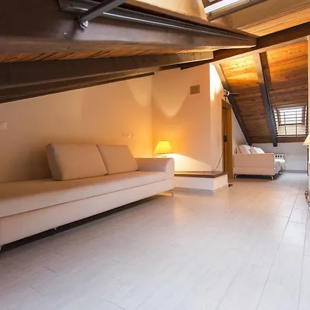 Residenza Ariosto Depandance By Апартаменти *