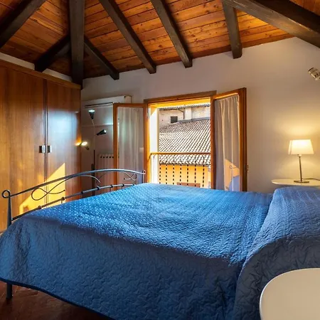 Residenza Ariosto Depandance By Апартаменти *
